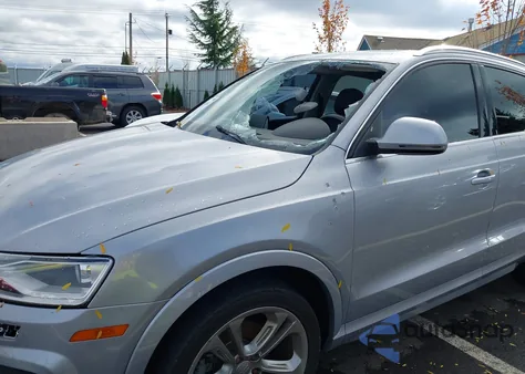 2016 Audi Q3 2.0T Premium Plus z USA, uszkodzony, nr VIN WA1EFCFS0GR007173